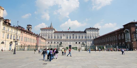 Le piazze più belle del Nord Italia - Piazza Castello a Torino